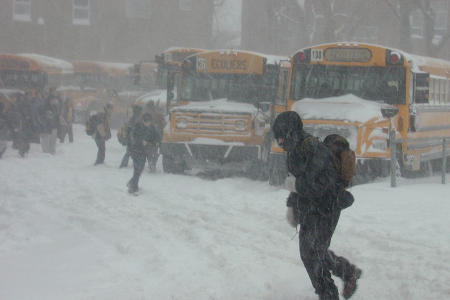 Les écoles du CSSRS fermées lundi Le Sherbrooke